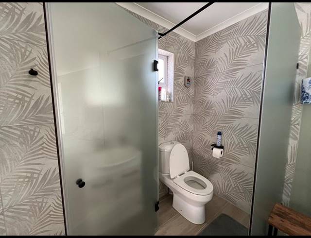 3 BEDROOM HOUSE FOR SALE IN PORT OWEN